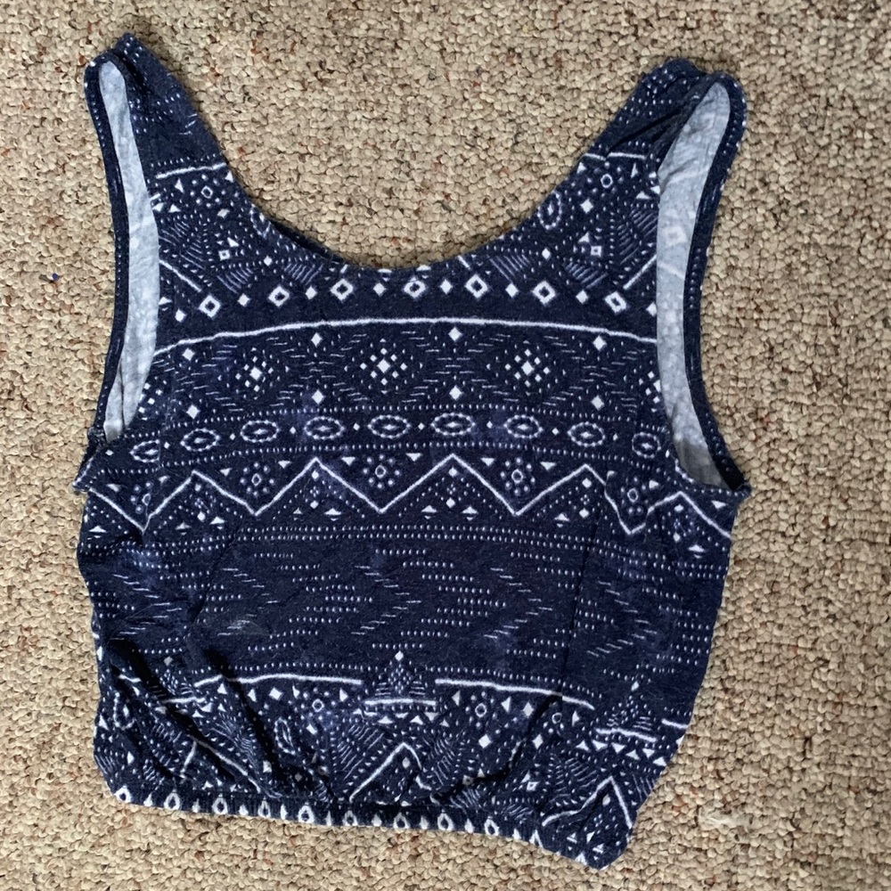 crop top